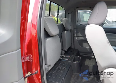 2013 Toyota Tacoma from USA, damaged, VIN 5TFUX4EN3DX023875